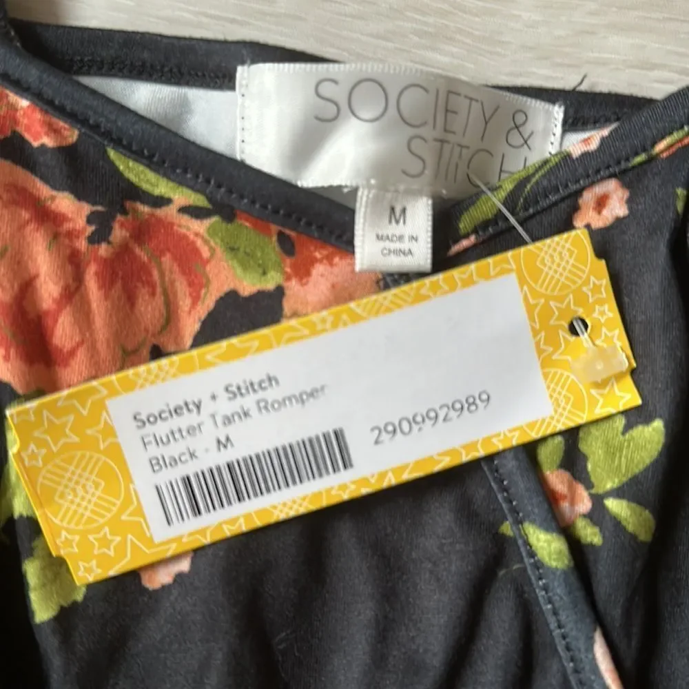 Society &‎ Stitch Flutter Tank Romper Black Floral M Stitch Fix NWT